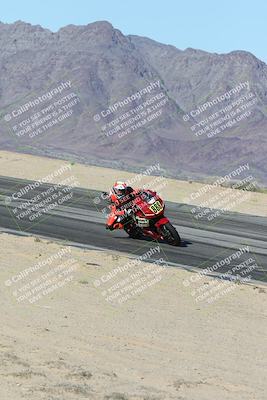 media/Dec-04-2025-Racers Edge (Thu) [[5ebc9f124d]]/3-B Group/7-Session 4 (Turn 10 Inside)/